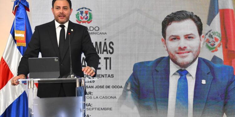 Senador Aneudy Ortiz Sajiun rinde cuentas sobre su primer año de gestión