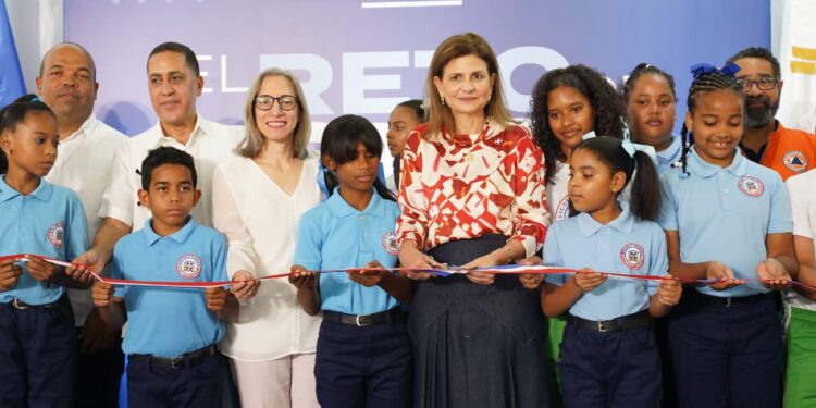 Gobierno deja inaugurada segunda etapa de tres centros educativos en Gran Santo Domingo