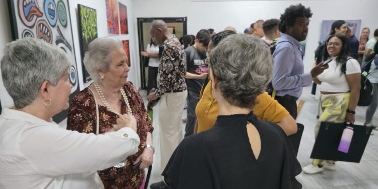Fundación “Fusión” y Facultad de Artes de la UASD inauguran expo colectiva “Fusionarte”