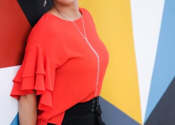 Liz Alemán: La Nueva Voz de la Balada Latina