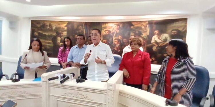 Infraestructura Escolar acelera trabajos de terminación y remozamiento de escuelas en Los Alcarrizos