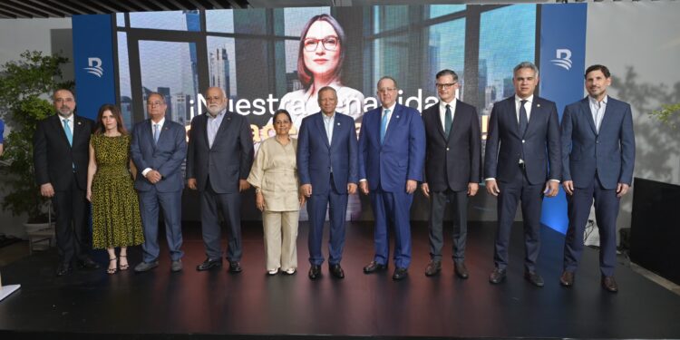 Banreservas lanza su nueva campaña institucional ¡Somos invencibles!