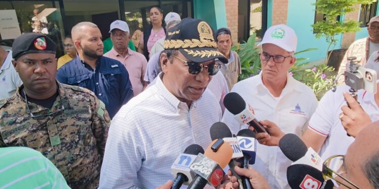 Zorrilla Ozuna gira visita a Dajabón como nuevo Director de Desarrollo Fronterizo