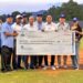 Ministro Kelvin Cruz entrega aporte de dos millones a la Liga de Verano