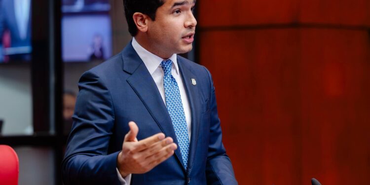 Senado continua estudio de Código Procesal Penal propuesto por Omar Fernández