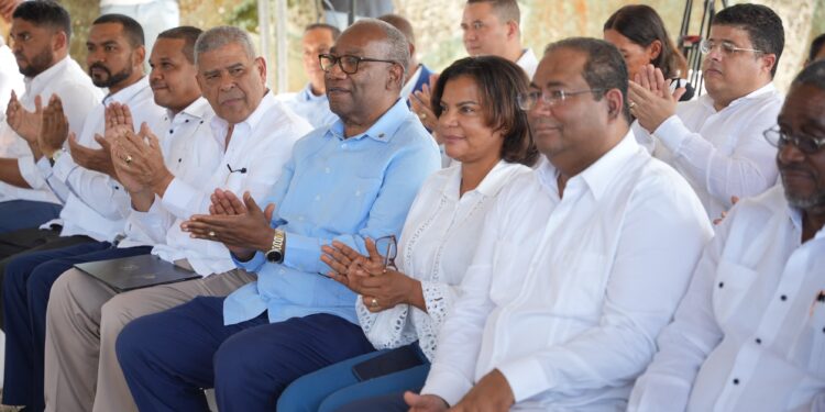 UASD recibe terrenos en Sabana Grande de Boyá para construir extensión universitaria y liceo experimental