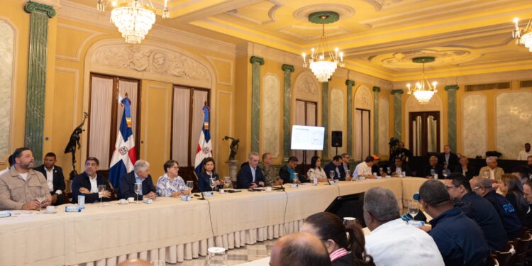 Presidente Abinader levanta medidas por huracán Melissa, excepto en Barahona, Pedernales, Bahoruco e Independencia; llama a la población al retorno de labores