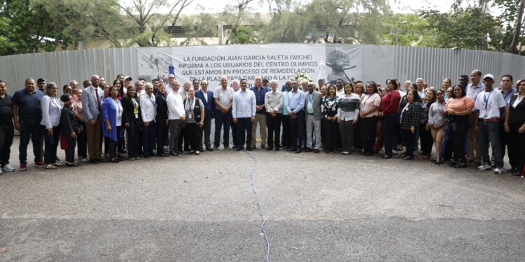 Kelvin Cruz rinde homenaje póstumo a Wiche García Saleta en centenario de natalicio