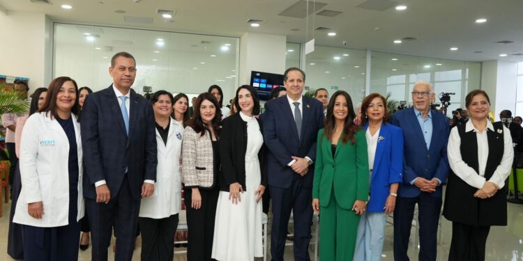 INDOTEL conecta unidad de Oncología Pediátrica del INCART; niños podrán acceder a internet mientras reciben tratamiento contra cáncer