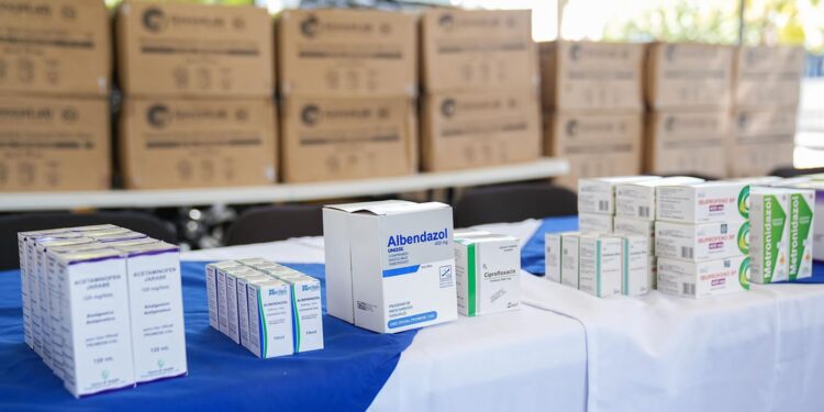 PROMESE/CAL entrega medicamentos a provincias del Sur declaradas en estado de emergencia