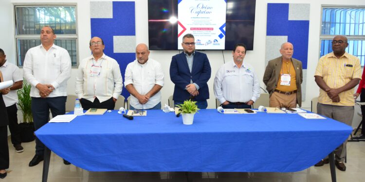 Hecmilio Galván: “Producción de chivos y ovejos es ejemplo del cambio”
