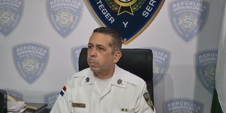 Policía Nacional detiene a varias personas con relación a la agresión a tiros contra agentes policiales en Los Girasoles, Santo Domingo Oeste
