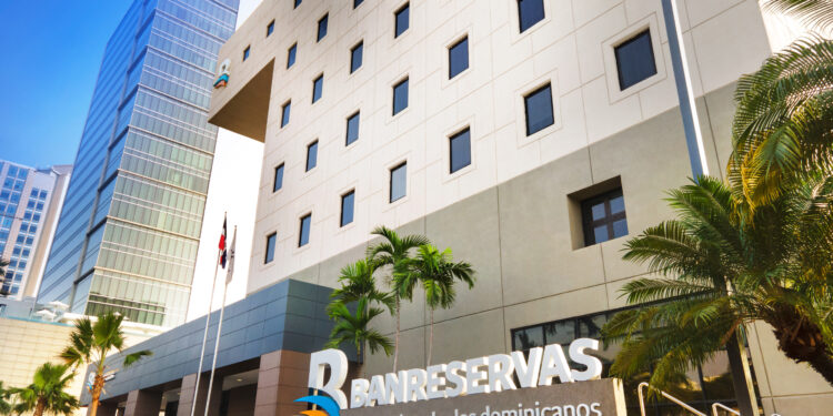 Revista Global Finance otorga dos nuevos premios a Banreservas