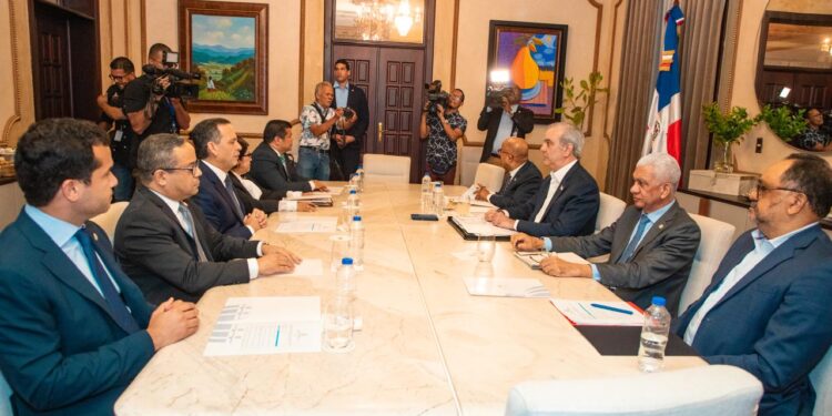 CNM escoge jueces titulares y suplentes del Tribunal Superior Electoral quienes serán juramentados este jueves en el Palacio Nacional
