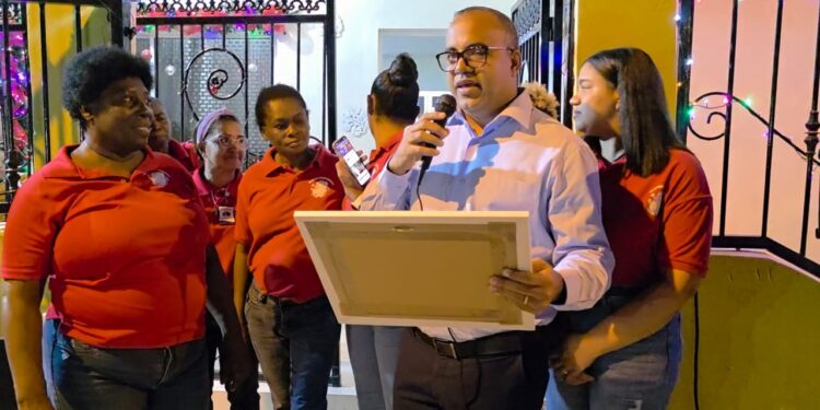 Entidad “Mujeres en Movimiento” reconoce al senador Ney Rodríguez por sus grandes aportes en favor de su sector