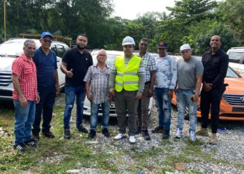CNTU retira de las calles 5 vehículos chatarras y entrega igual cantidad de unidades seminuevas a  propietarios