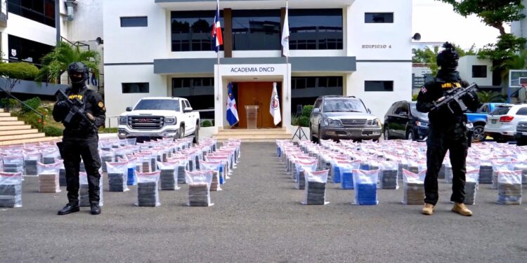 RD consolida liderazgo en la región en lucha contra narcotráfico; ocupa durante 2025 más de 31 toneladas