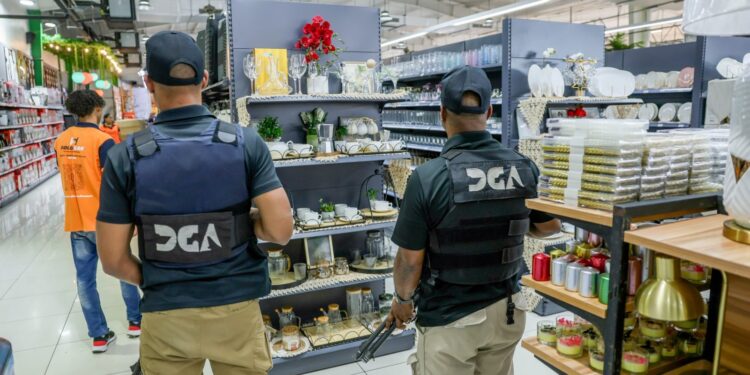 Sectores reaccionan y afirman evasión millonaria de comerciantes chinos hace innecesaria una reforma fiscal en RD