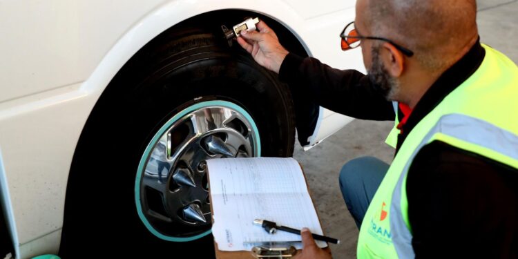 INTRANT realiza 10,778 inspecciones vehiculares en Navidad, retiene 387 autobuses por riesgos y 7 por dopaje