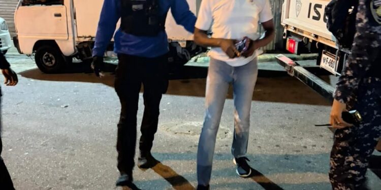 DGM detiene este lunes 1,385 extranjeros en condición migratoria irregular y deporta 1,151 nacionales haitianos