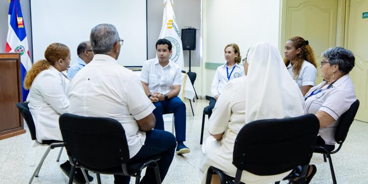 Senaduría DN destina Fondo Gadiel de diciembre a programa de salud mental de la Arquidiócesis de SD