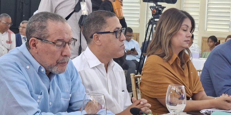 Infraestructura Escolar ejecuta plan de remozamiento de 30 centros educativos en condiciones críticas en Santiago antes del próximo año escolar