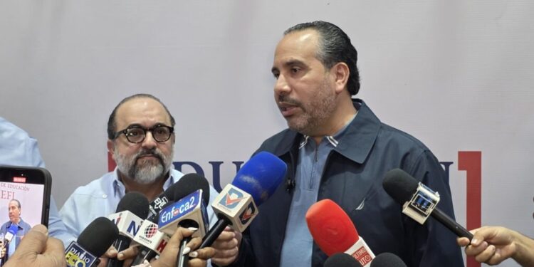 Mario Chabebe respalda iniciativa de INEFI y califica como “un paso trascendental para el deporte escolar dominicano”