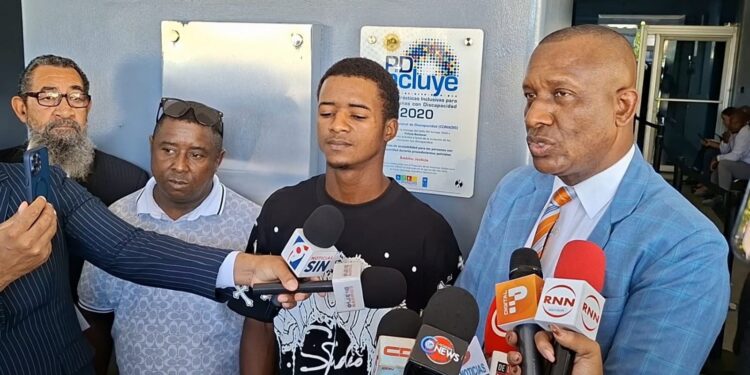 Entregan joven a la PN vinculado a muerte de hombre en Nigua, San Cristóbal