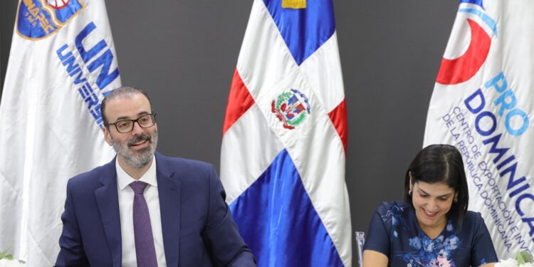 ProDominicana y Unapec renuevan acuerdo de colaboración para fortalecer formación académica del comercio exterior
