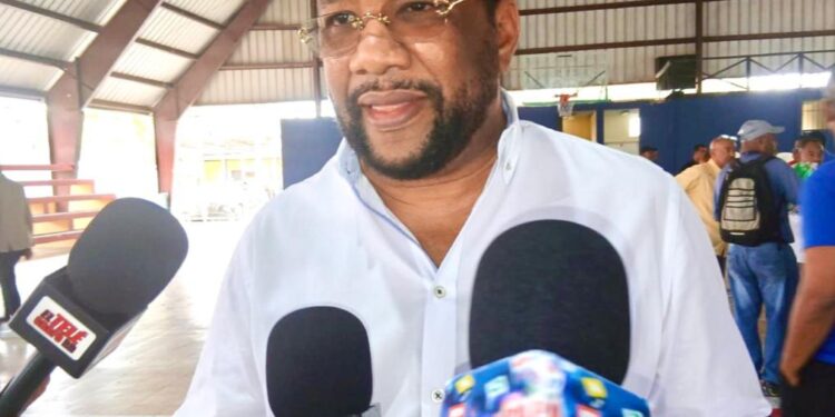 Vicepresidente Fuerza del Pueblo en SDN cuestiona rendición cuentas de Abinader y califica de “discurso de campaña”