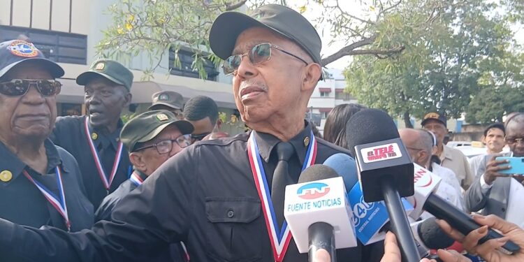 Presidente Abinader debe decir al país cuales funcionarios cometen actos de corrupción, este 27 de febrero, demandan constitucionalistas