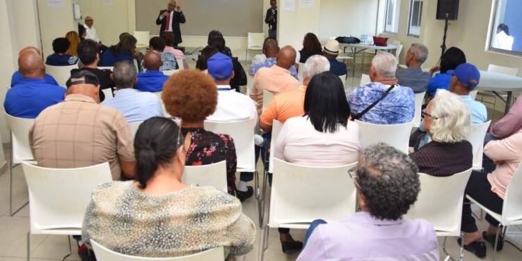 DGJP imparte charla en Bienes Nacionales sobre el Sistema de Reparto Estatal