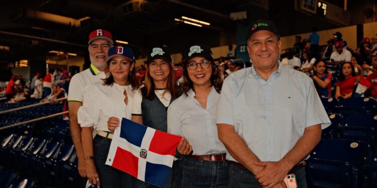Más de 200 clientes BHD disfrutan del Clásico Mundial de Beisbol 2026