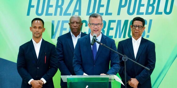 FP: Hogares dominicanos pasan en promedio 192 días al año sin agua potable