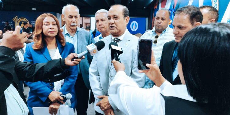 ASEMSOR solicita a Luis Abinader asumir la presidencia del PRM