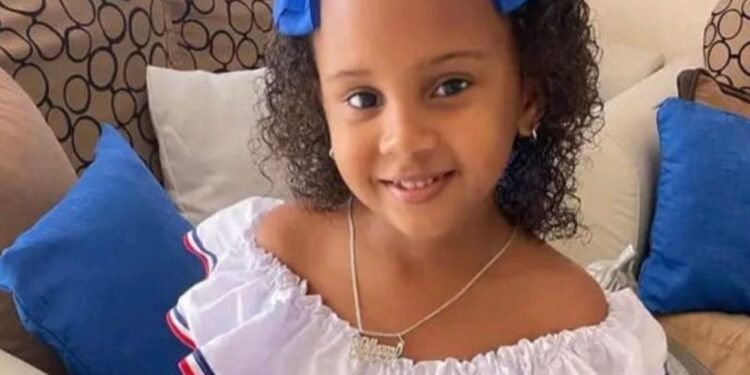 Niña de seis años pierde la vida tras supuesta caída en el baño de su residencia en Sabana Toro.