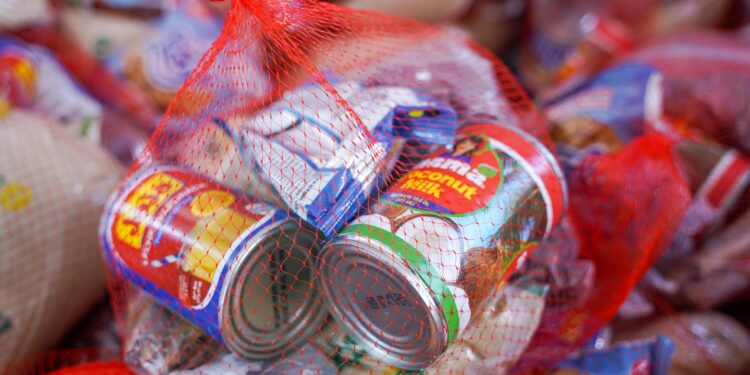 Inespre inicia venta de combos de habichuelas con dulce a RD$300 en la Feria Agropecuaria 2026
