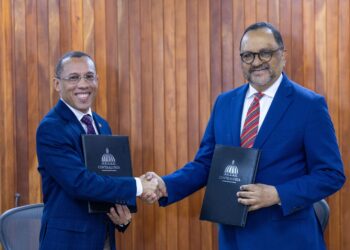 Contraloría inaugura Unidad de Auditoría Interna en el Ministerio de Justicia