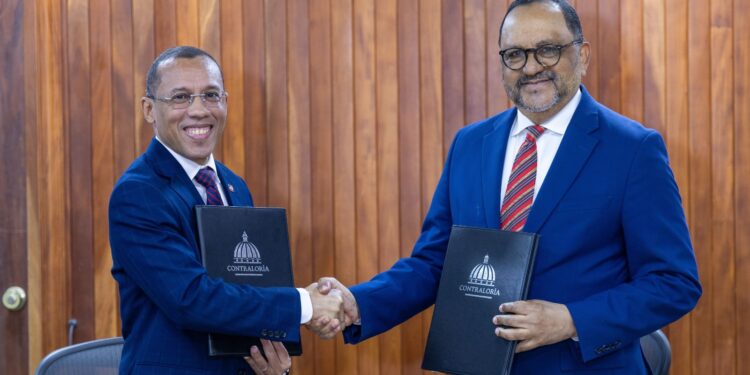 Contraloría inaugura Unidad de Auditoría Interna en el Ministerio de Justicia