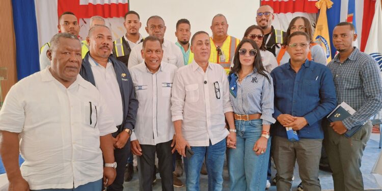Infraestructura Escolar avanza en terminación de 25 proyectos escolares y dispone intervenir otros 19 con mantenimientos correctivos en Independencia dentro del Plan “Aulas 24/7-365”