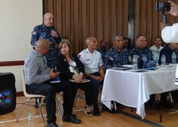 Comunitarios piden al nuevo director policial SDO, Eddy Pérez resolver inseguridad. General garantiza  mano dura contra delincuencia