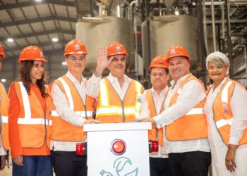 Presidente Abinader inaugura Planta Renacer, primera del Caribe en producir resina PET reciclada para alimentos; generará 500 empleos directos y 5,000 indirectos