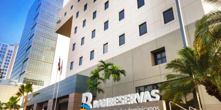 Banreservas selecciona cinco equipos para el Programa de Incubación Cree 2026