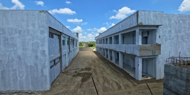 Infraestructura Escolar contacta avances de obras en Dajabón y dispone agilizar los trabajos