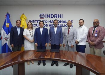 INDRHI y PUCMM firman acuerdo para fortalecimiento en gestión de recursos hídricos