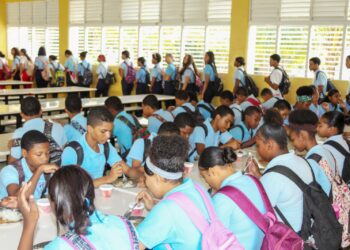 Familias  ahorran más de RD$82,000 millones al año por Programa de Alimentación Escolar informa  INABIE
