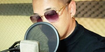 Querida Madre: la canción de Max Polanco que abraza el alma y honra el amor eterno de mamá