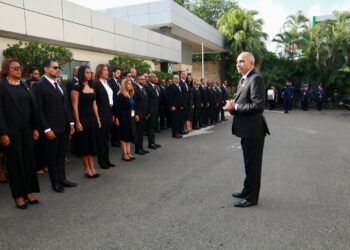 Presidente Abinader dispone ascenso de más de 600 agentes antinarcóticos
