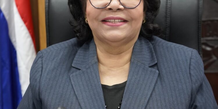 Emma Polanco felicita a contadores dominicanos y resalta rol clave auditores Cámara de Cuentas en la transparencia y rendición de cuentas