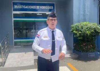 Policía Nacional investiga muerte de hombre tras caer desde el cuarto piso de Plaza Central